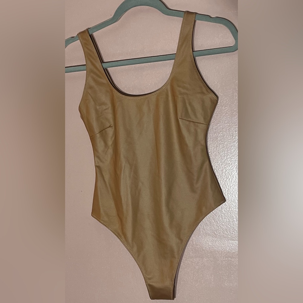 SKIMS Kim Kardashian Wet Look Thong Tank Top Bodysuit Ochre Small